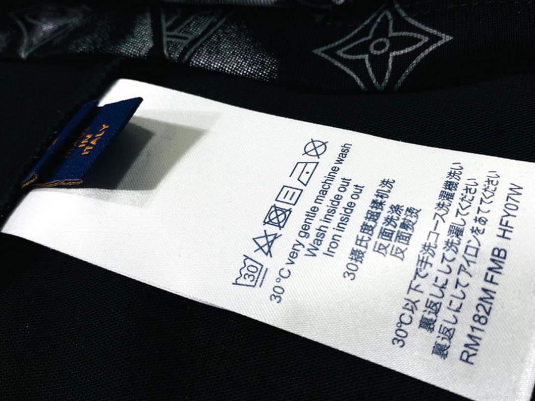 LV 1AB4UM Louis Vuitton Print Cotton Jersey Men Women’s T-shirt L56231