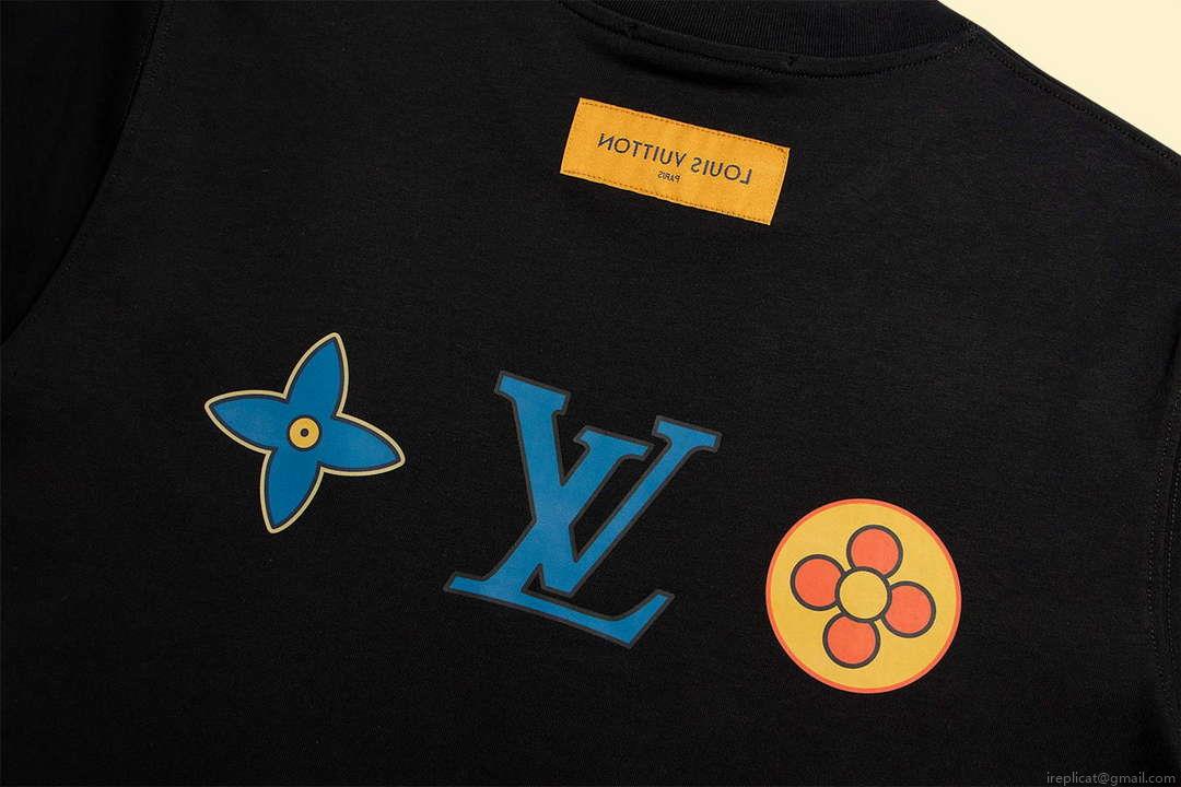 Louis Vuitton Men’s Women’s Short Sleeve T-shirt L36821