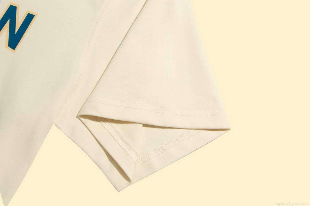 Louis Vuitton Men’s Women’s Short Sleeve T-shirt L36822