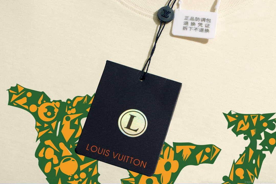 Louis Vuitton Men’s Women’s Short Sleeve T-shirt L36828