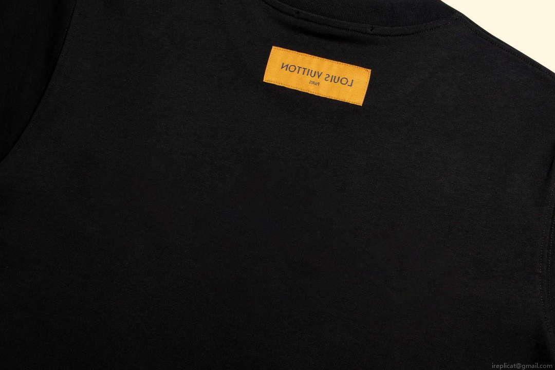 Louis Vuitton Men’s Women’s Short Sleeve T-shirt L36833