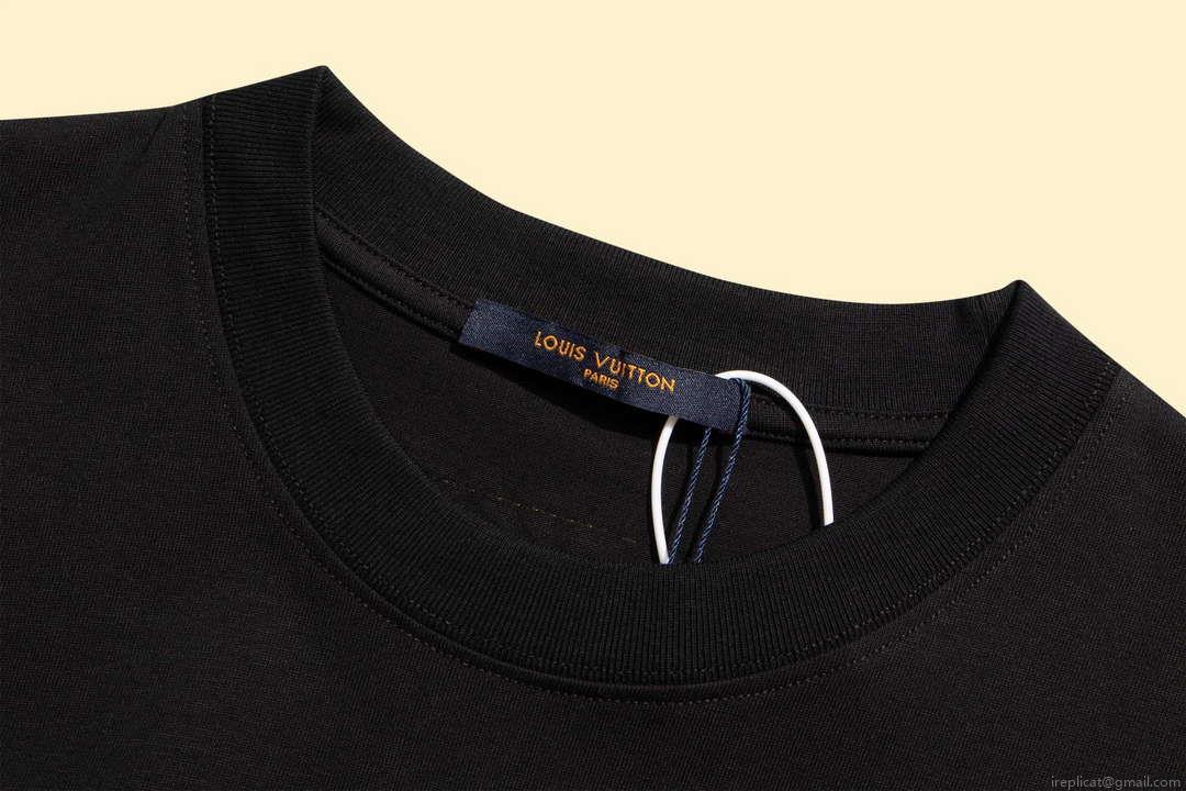 Louis Vuitton Men’s Women’s Short Sleeve T-shirt L36836