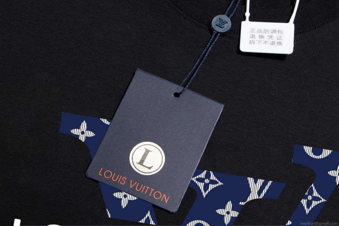 Louis Vuitton Men’s Women’s Short Sleeve T-shirt L36836
