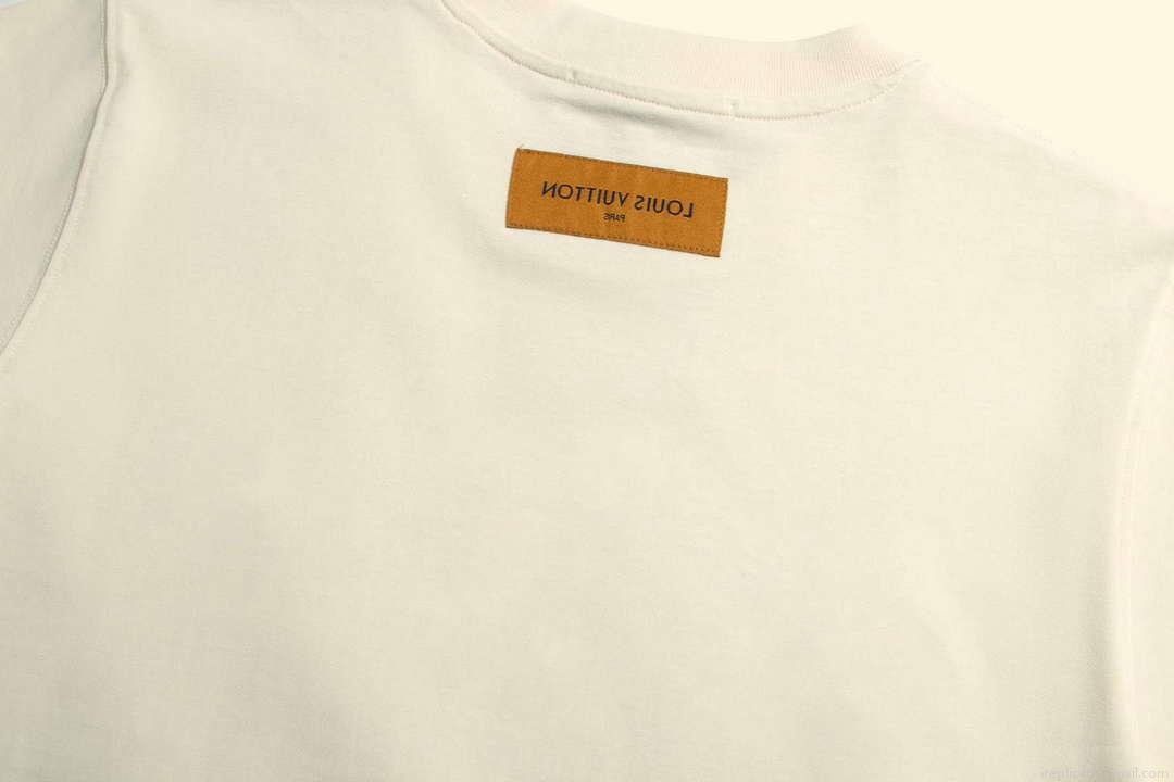 Louis Vuitton Men’s Women’s Short Sleeve T-shirt L36837