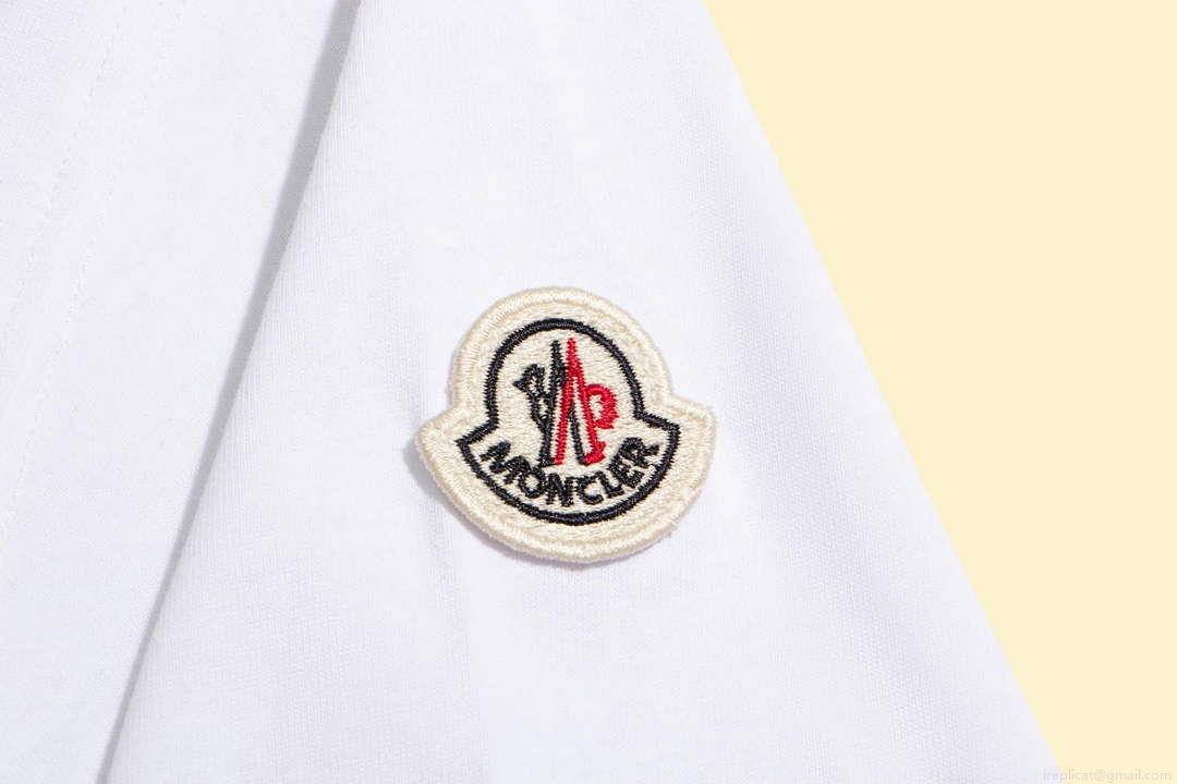 Moncler Men’s Women’s Short Sleeve T-shirt M54891