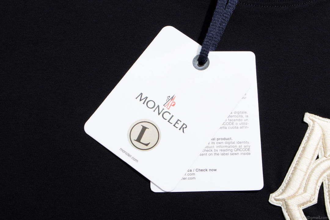 Moncler Men’s Women’s Short Sleeve T-shirt M54892