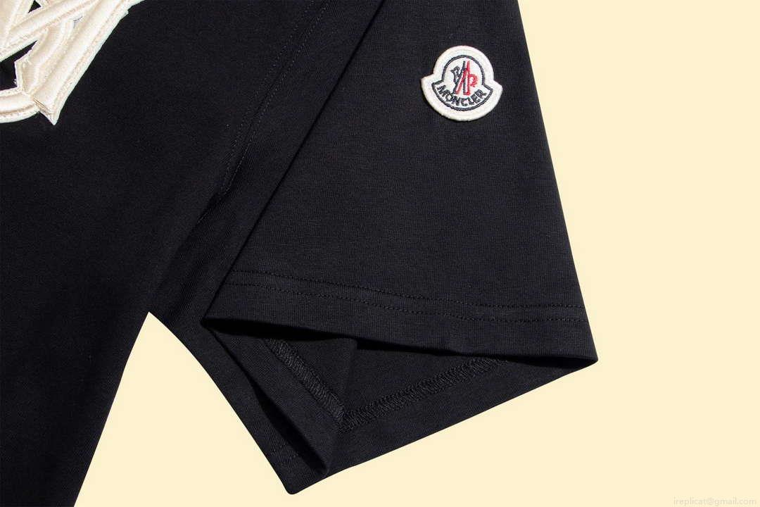 Moncler Men’s Women’s Short Sleeve T-shirt M54892