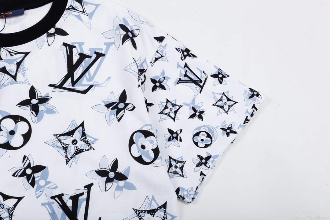 Louis Vuitton Men’s Women’s Short Sleeve T-shirt L36839