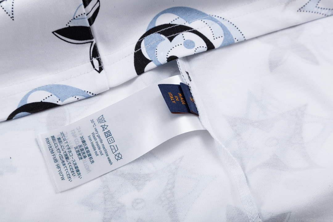Louis Vuitton Men’s Women’s Short Sleeve T-shirt L36839