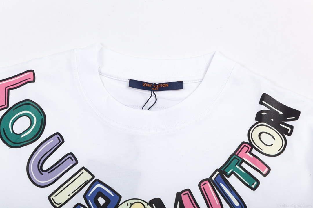 Louis Vuitton Men’s Women’s Short Sleeve T-shirt L36844
