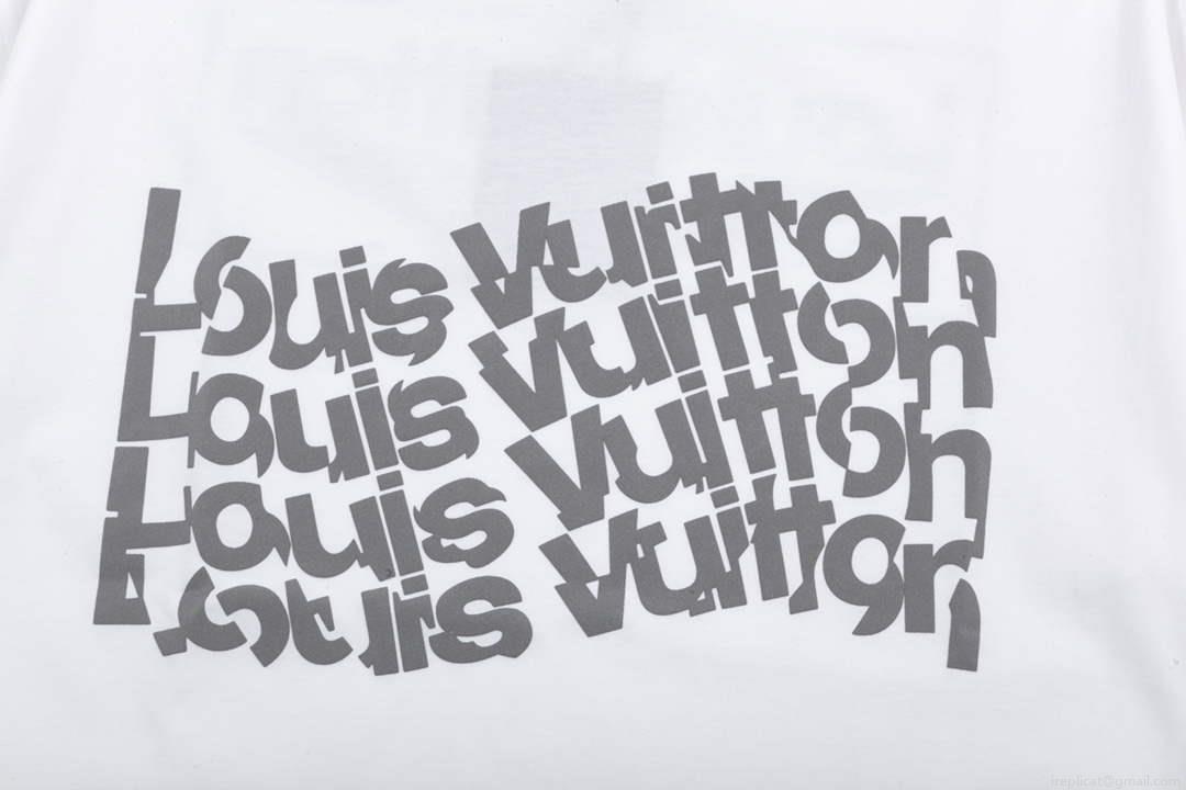 Louis Vuitton Men’s Women’s Short Sleeve T-shirt L36846