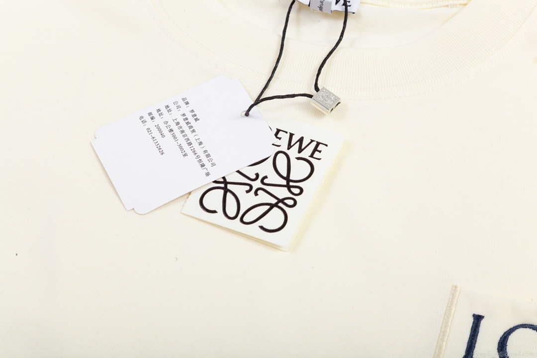Loewe Men’s Women’s Short Sleeve T-shirt LW73203