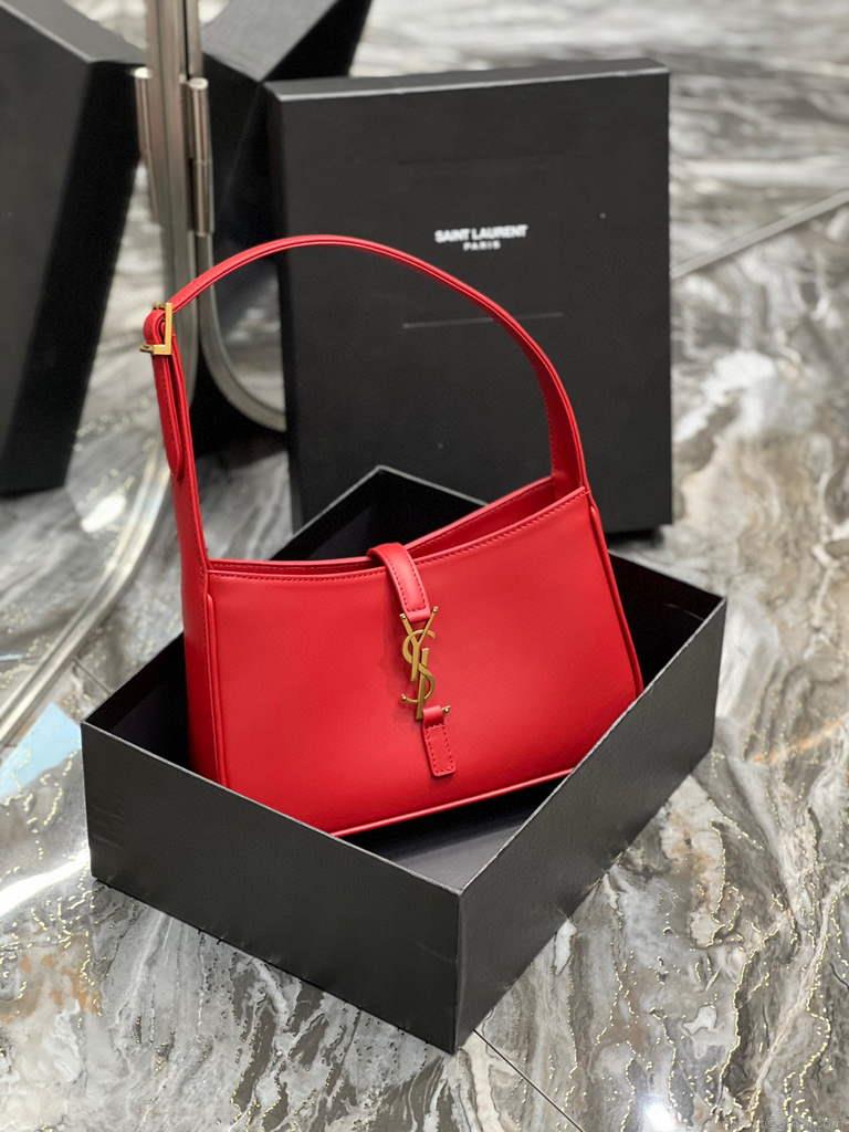 YSL LE5À7 657228 Hobo Bag In Smooth Leather Red