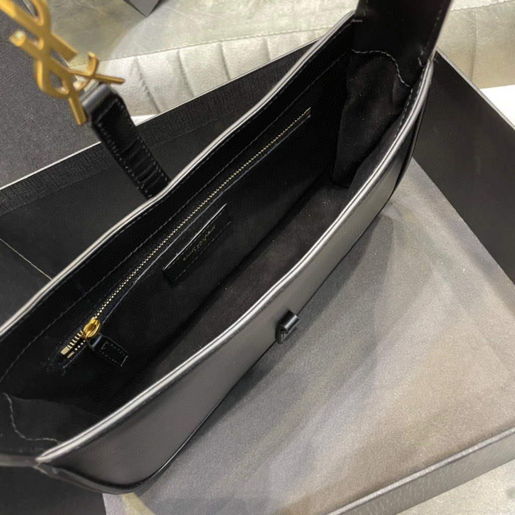 YSL LE5À7 657228 Hobo Bag In Smooth Leather Black