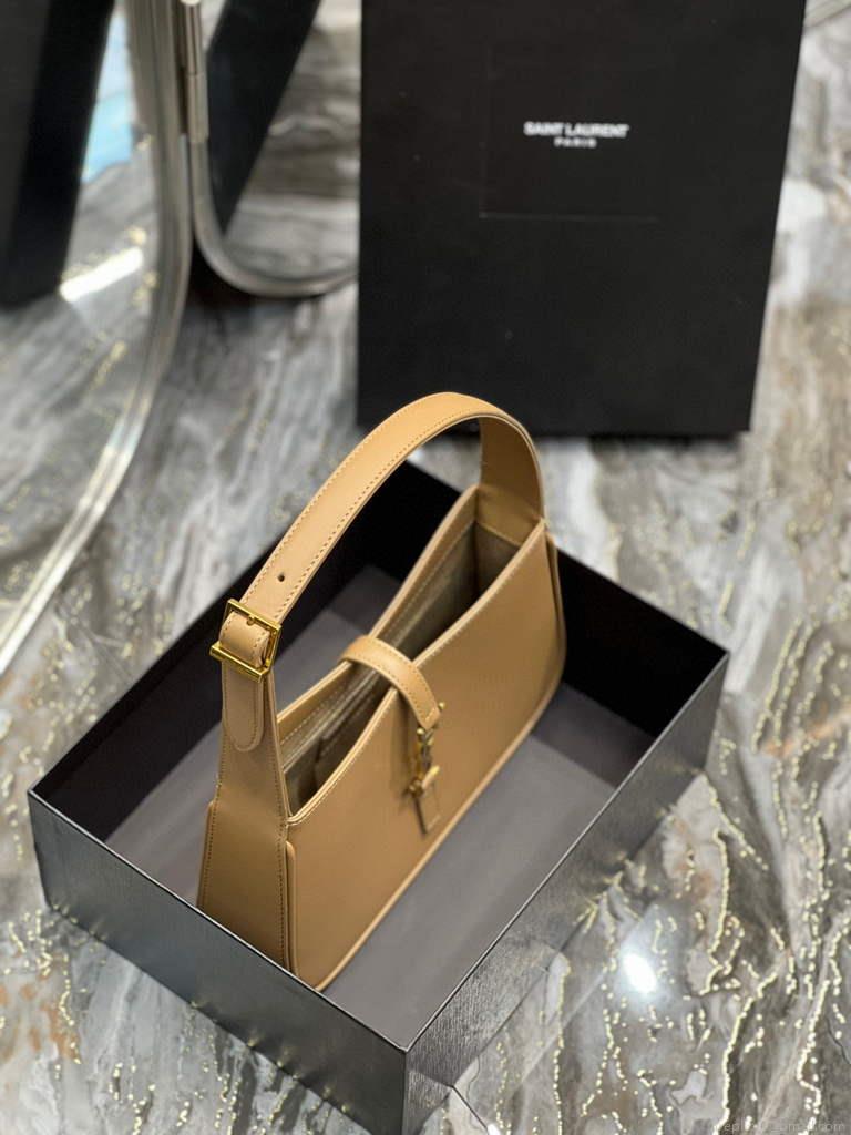 YSL LE5À7 Hobo Bag In Smooth Leather 657228 Apricot