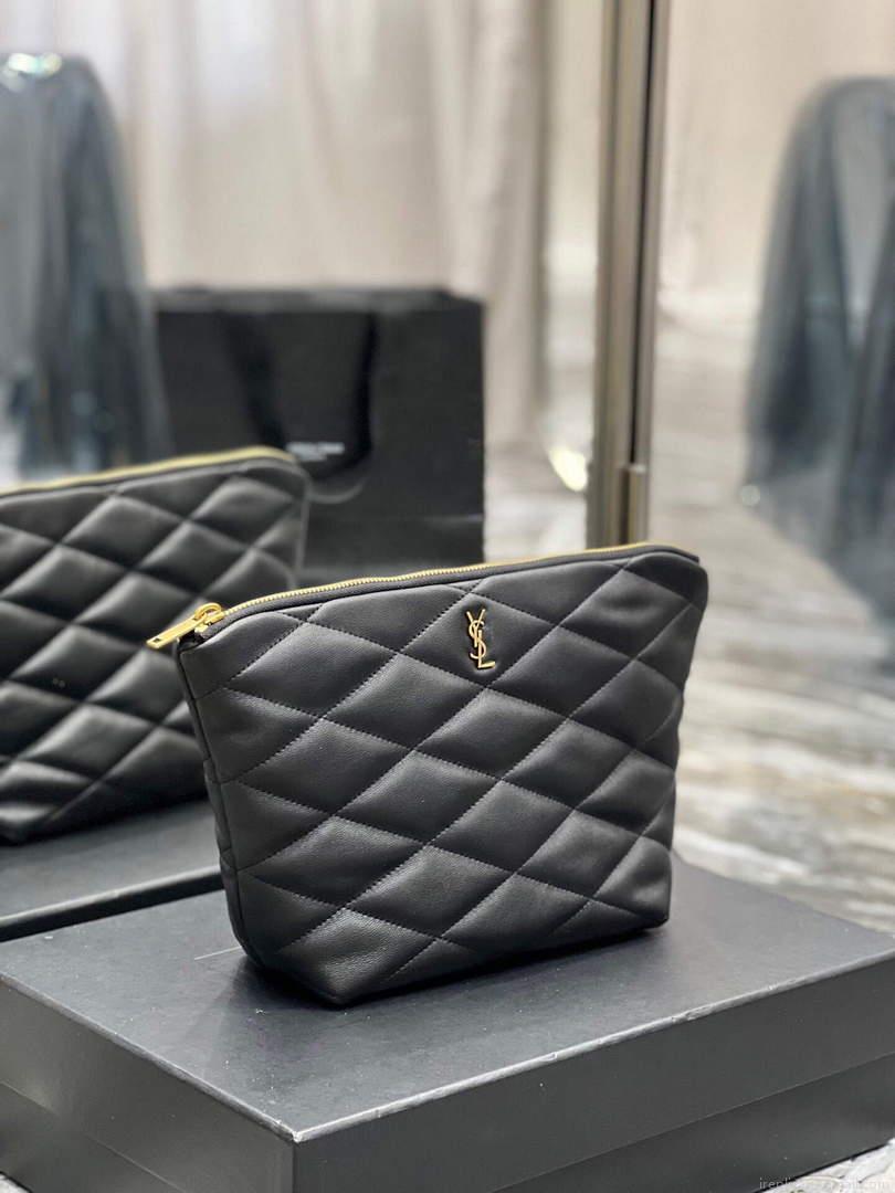 YSL 696779 Sade Pouch In Quilted Lambskin Black