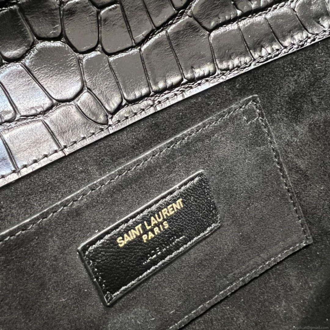 YSL 695949 Manhattan Clutch In Crocodile-Embossed Leather Black