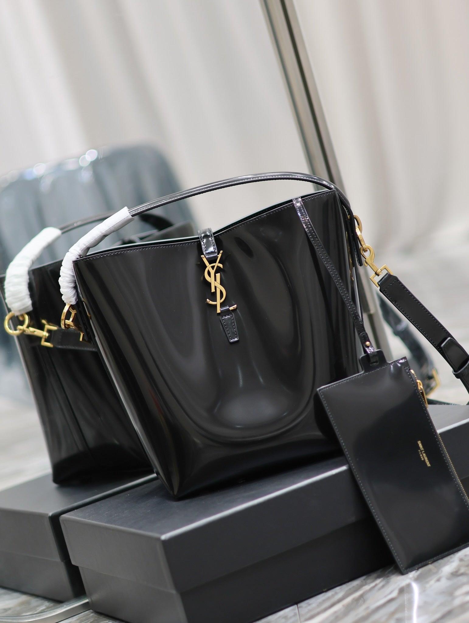 YSL 742828 Le 37 In Vegetable-Tanned Patent Leather Black