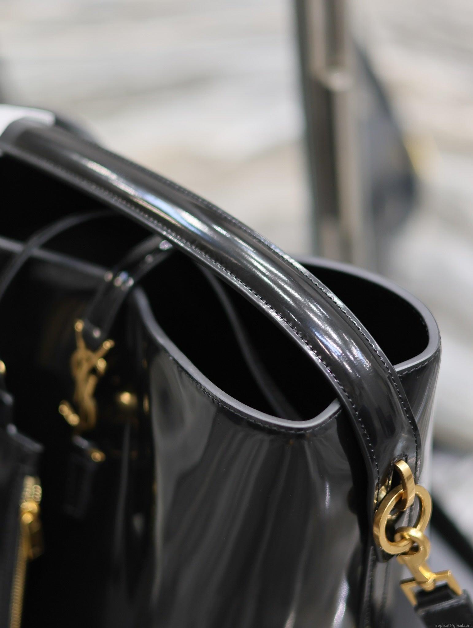 YSL 742828 Le 37 In Vegetable-Tanned Patent Leather Black
