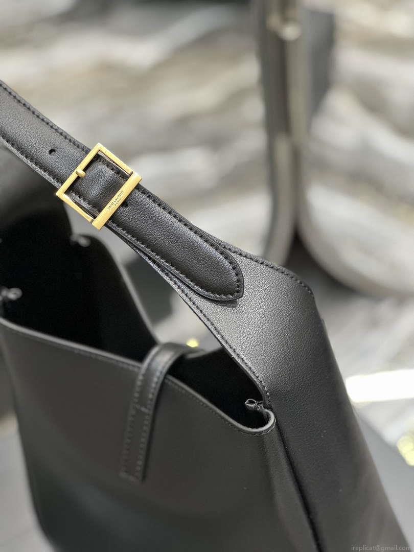 YSL 713938 LE 5 A 7 Supple Small In Grained Leather Black