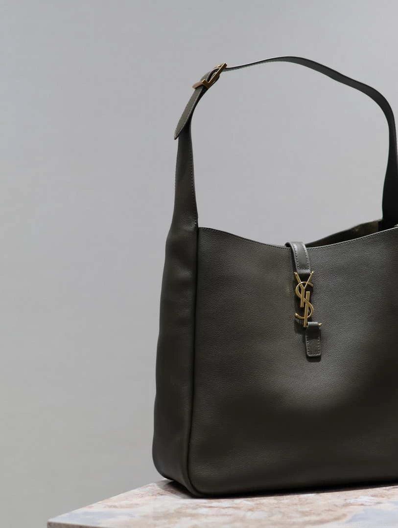 YSL 753837 Le 5 À 7 Supple Large In Smooth Leather Drak Green