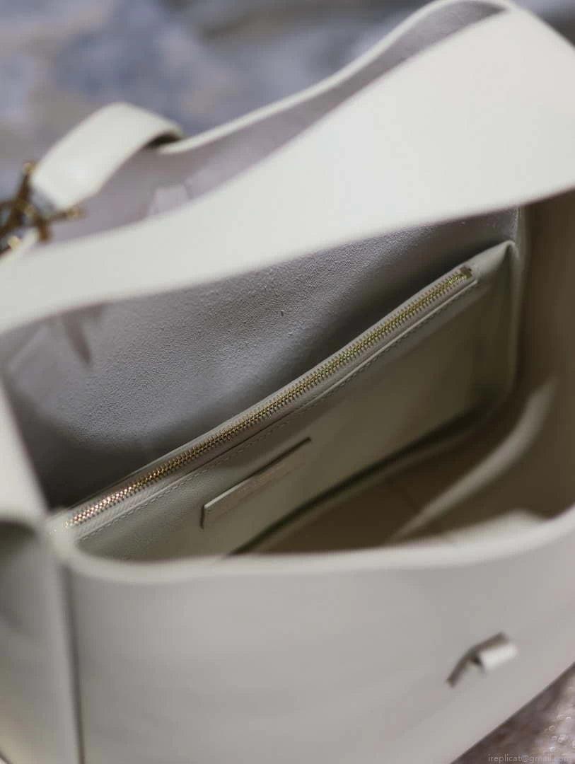 YSL 753837 Le 5 À 7 Supple Large In Smooth Leather White