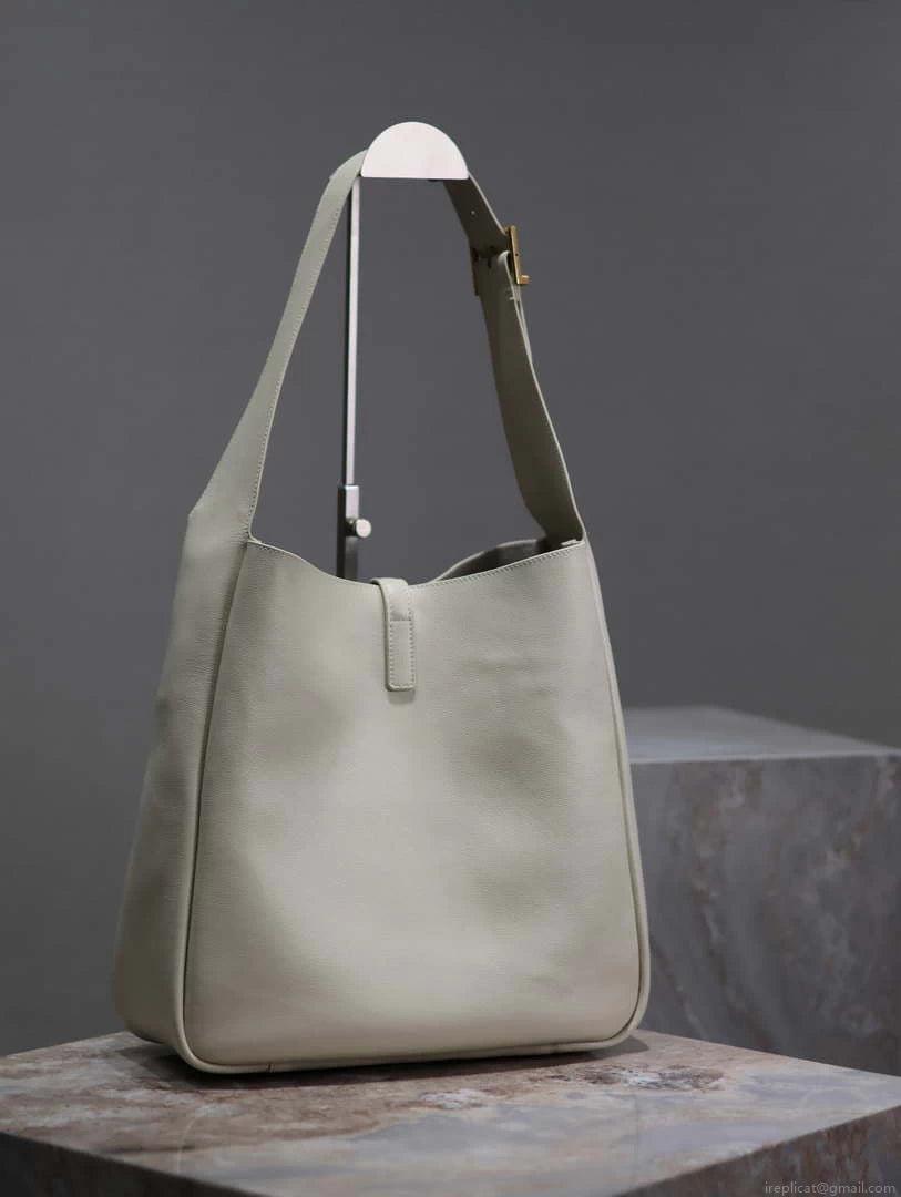 YSL 753837 Le 5 À 7 Supple Large In Smooth Leather White